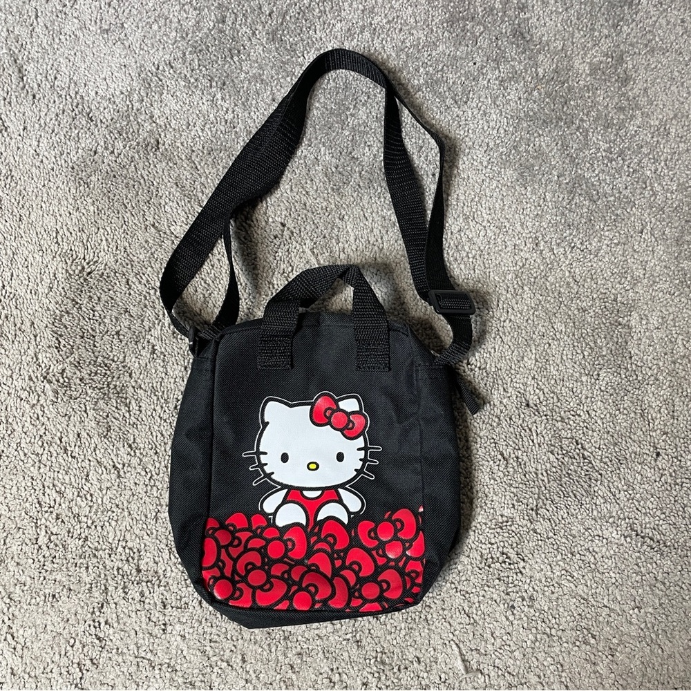 Sanrio Hello Kitty Convertible Bag - Crossbody or shoulder bag‎